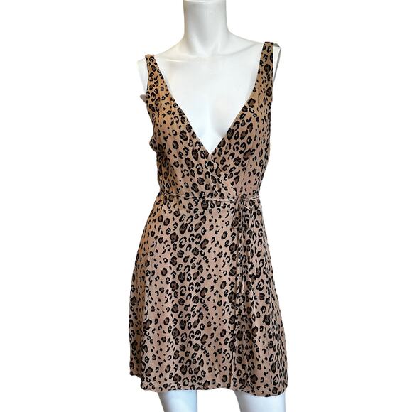 Reformation ANCHORAGE Feline Leopard Wrap Mini Dress sz XS - Picture 9 of 9